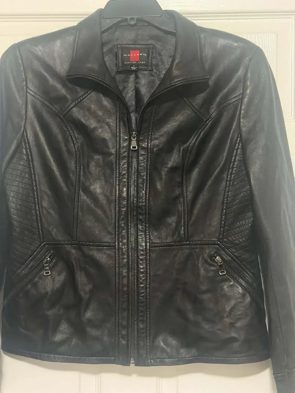 Gallery Genuine Lambskin Leather Women's Zip-Front Moto Jacket, Size L